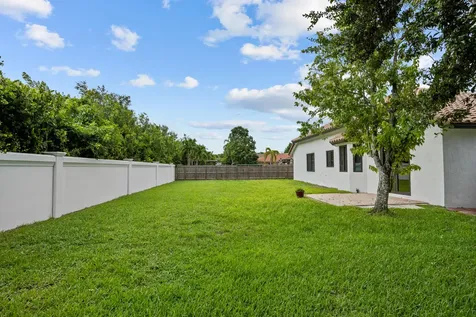 8985 NW 45th Court Coral Springs FL 33065