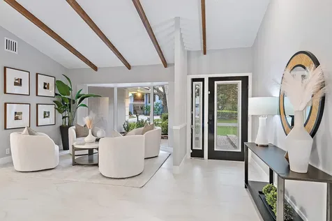 9 Old Fence Road Palm Beach Gardens FL 33418