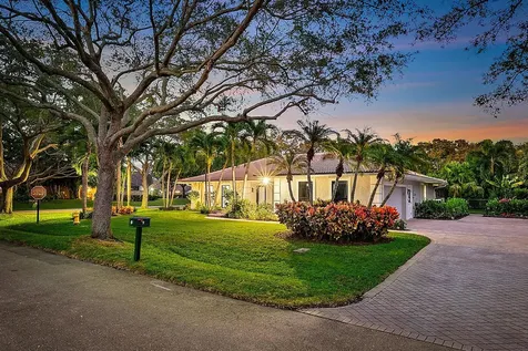 9 Old Fence Road Palm Beach Gardens FL 33418