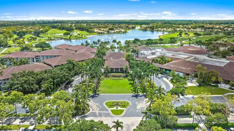 9 Old Fence Road Palm Beach Gardens FL 33418