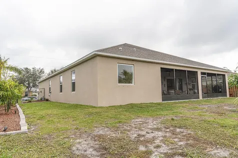2108 Sw Monterrey Lane Port Saint Lucie FL 34953