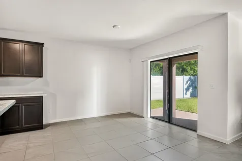 5307 Entertainment Way Fort Pierce FL 34947
