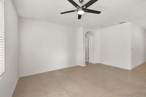 5307 Entertainment Way Fort Pierce FL 34947