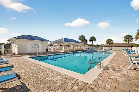 5307 Entertainment Way Fort Pierce FL 34947
