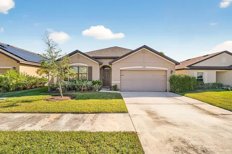 5307 Entertainment Way Fort Pierce FL 34947