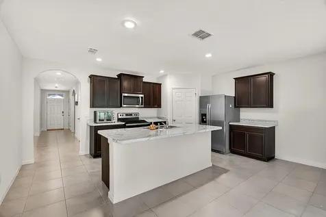 5307 Entertainment Way Fort Pierce FL 34947