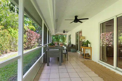 2477 Par Circle Delray Beach FL 33445
