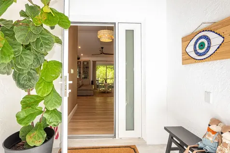 2477 Par Circle Delray Beach FL 33445