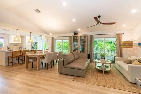 2477 Par Circle Delray Beach FL 33445