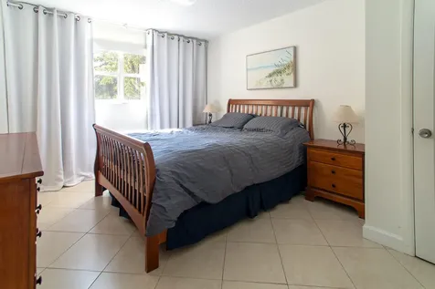 3091 E Sun Sunrise Lakes Drive Sunrise FL 33322