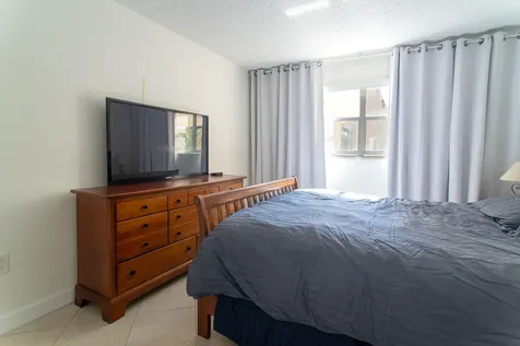 3091 E Sun Sunrise Lakes Drive Sunrise FL 33322