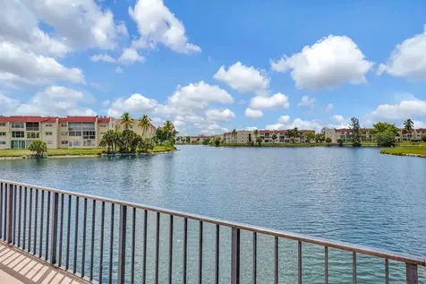 3091 E Sun Sunrise Lakes Drive Sunrise FL 33322