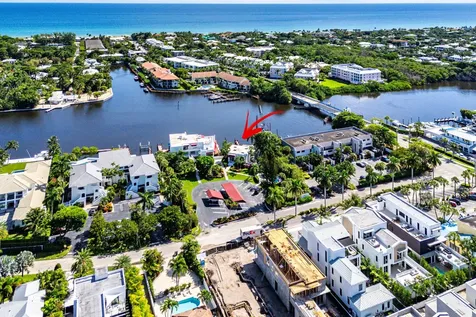 811 Palm Trail Delray Beach FL 33483