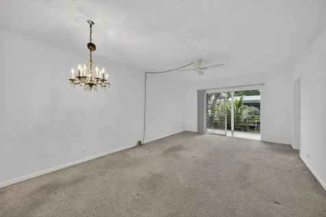 2551 W Golf Boulevard Pompano Beach FL 33064