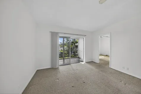 2551 W Golf Boulevard Pompano Beach FL 33064