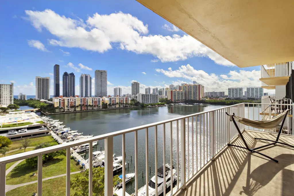 290 174th Street Sunny Isles Beach FL 33160