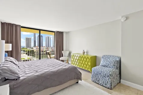 290 174th Street Sunny Isles Beach FL 33160