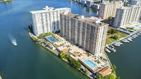 290 174th Street Sunny Isles Beach FL 33160