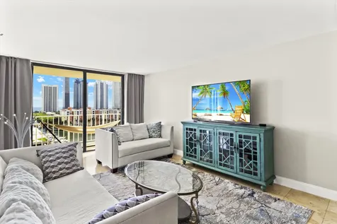 290 174th Street Sunny Isles Beach FL 33160