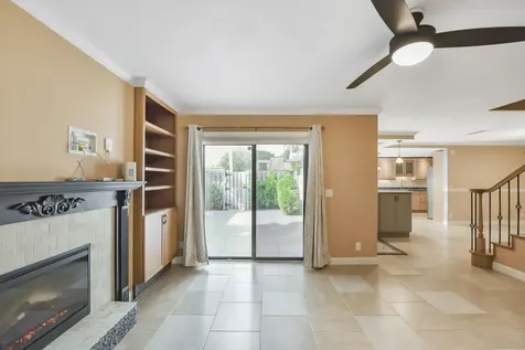 102 Woodland Road Palm Springs FL 33461