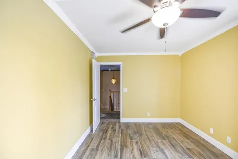 102 Woodland Road Palm Springs FL 33461