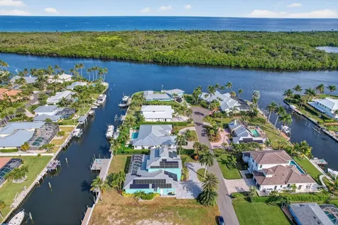 8551 Se Driftwood Street Hobe Sound FL 33455