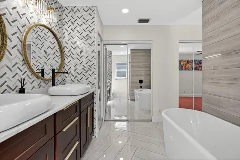 7004 Galleon Cove Circle Riviera Beach FL 33418