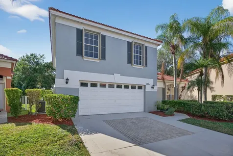 7004 Galleon Cove Circle Riviera Beach FL 33418