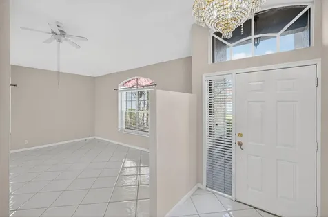 7004 Galleon Cove Circle Riviera Beach FL 33418