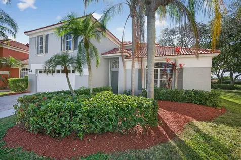 7004 Galleon Cove Circle Riviera Beach FL 33418