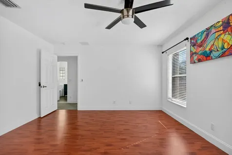 7004 Galleon Cove Circle Riviera Beach FL 33418