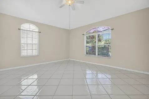 7004 Galleon Cove Circle Riviera Beach FL 33418