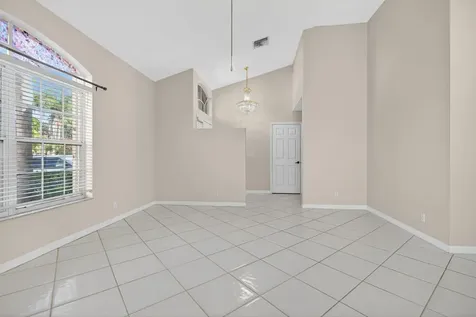 7004 Galleon Cove Circle Riviera Beach FL 33418