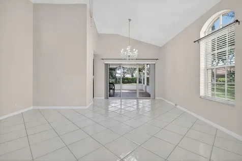 7004 Galleon Cove Circle Riviera Beach FL 33418