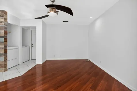 7004 Galleon Cove Circle Riviera Beach FL 33418