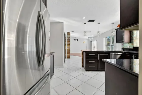 7004 Galleon Cove Circle Riviera Beach FL 33418