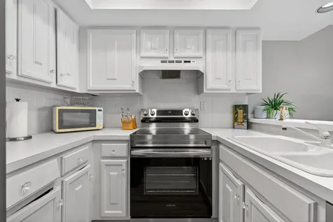 390 NE Edgewater Drive Stuart FL 34996