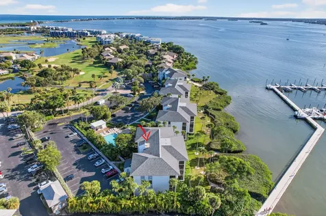 390 NE Edgewater Drive Stuart FL 34996