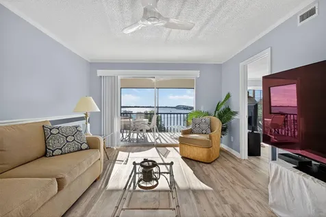 390 NE Edgewater Drive Stuart FL 34996