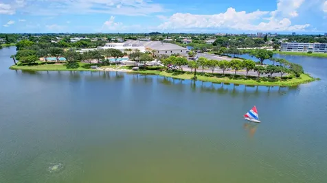 449 Dover C West Palm Beach FL 33417