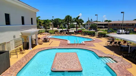 449 Dover C West Palm Beach FL 33417