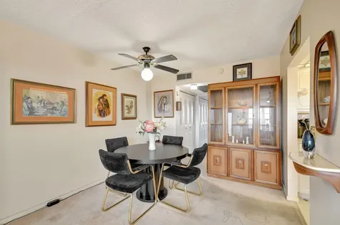 449 Dover C West Palm Beach FL 33417