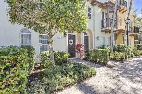 7654 Via Flores Way Boca Raton FL 33487