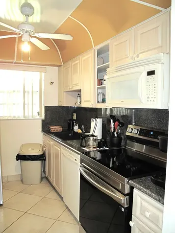 1295 High Point Place Delray Beach FL 33445