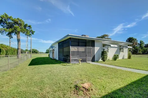 6698 Belvedere Road West Palm Beach FL 33413