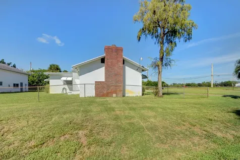 6698 Belvedere Road West Palm Beach FL 33413