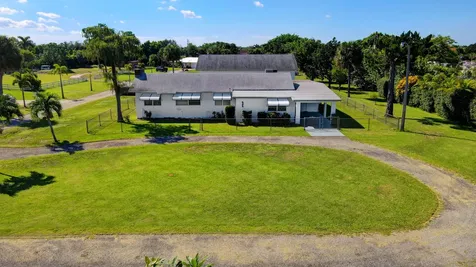 6698 Belvedere Road West Palm Beach FL 33413