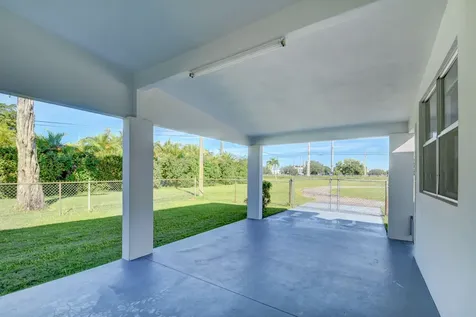 6698 Belvedere Road West Palm Beach FL 33413