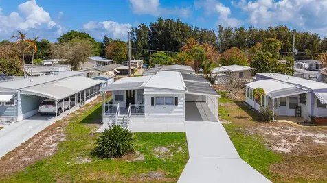 8301 Se Skylark Avenue Hobe Sound FL 33455