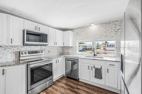 8301 Se Skylark Avenue Hobe Sound FL 33455